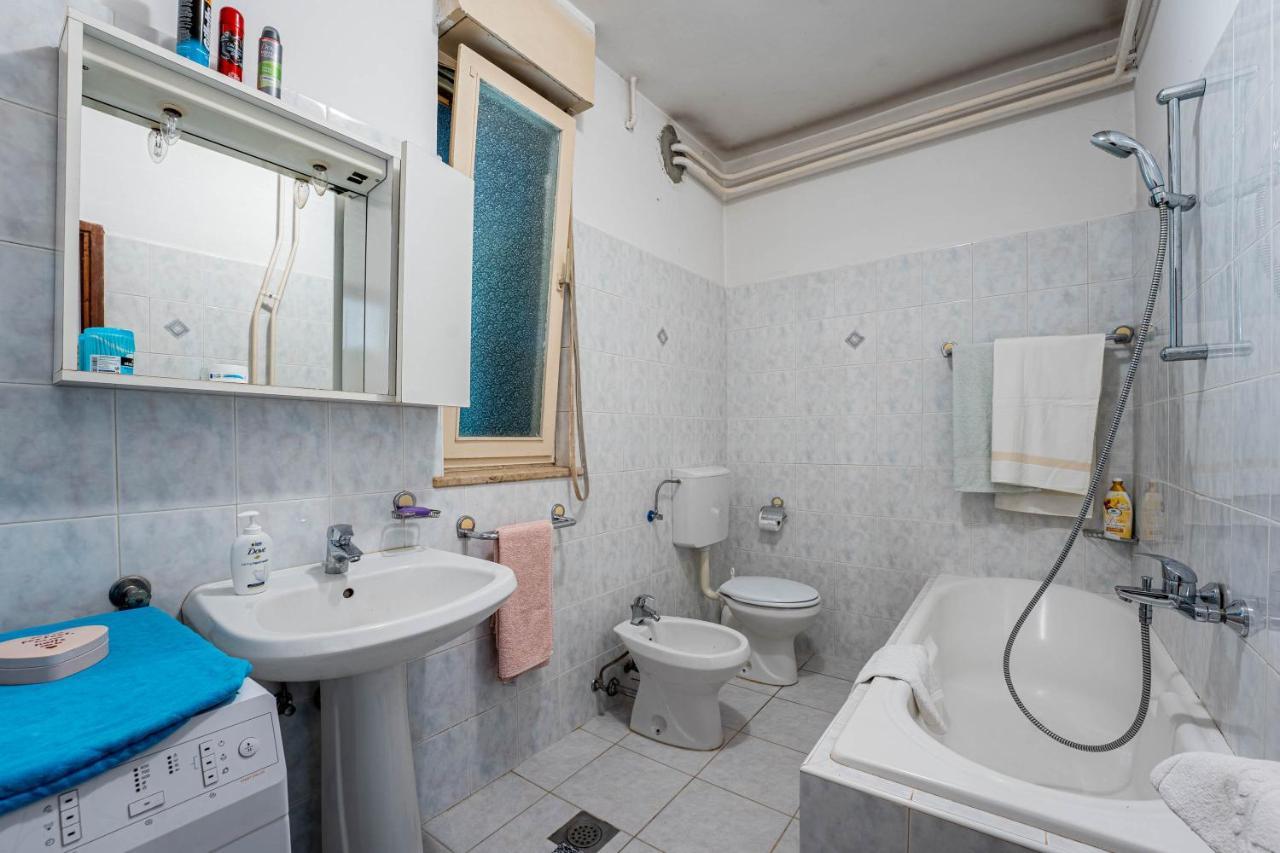 Appartamento Apartman Ana Pola Esterno foto