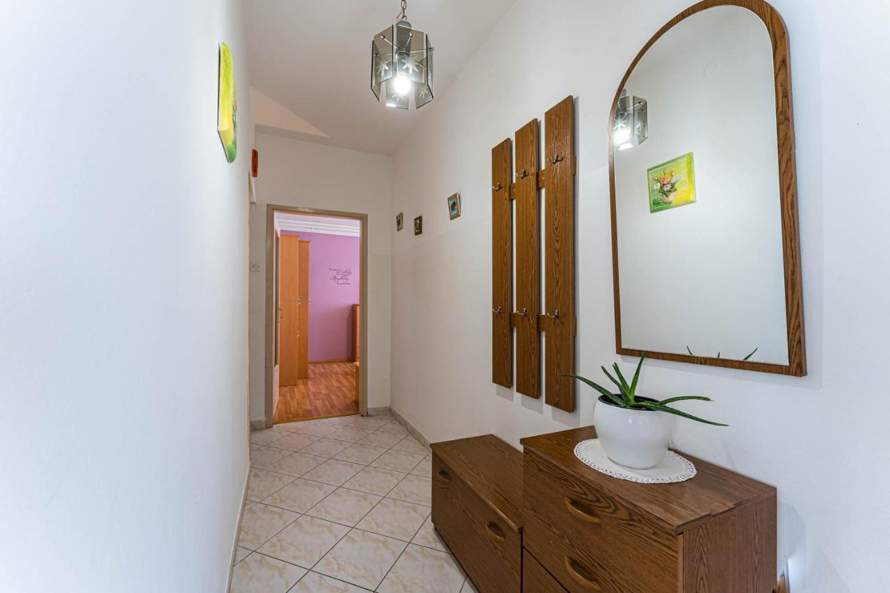 Appartamento Apartman Ana Pola Esterno foto