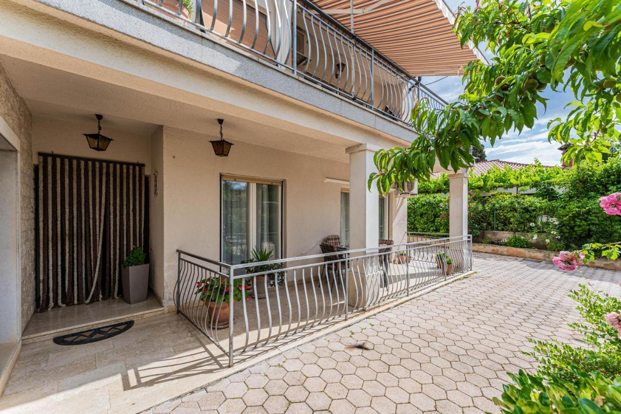 Appartamento Apartman Ana Pola Esterno foto