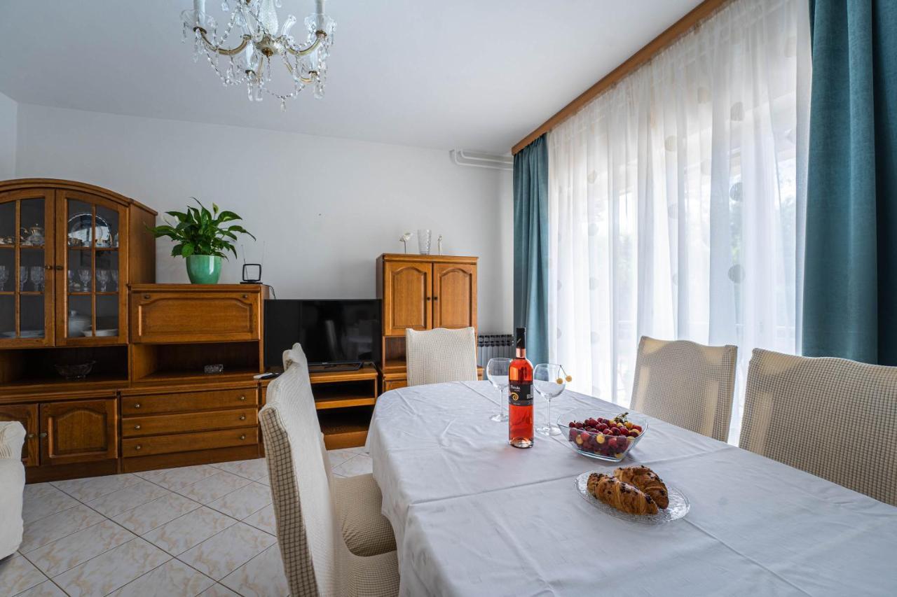 Appartamento Apartman Ana Pola Esterno foto