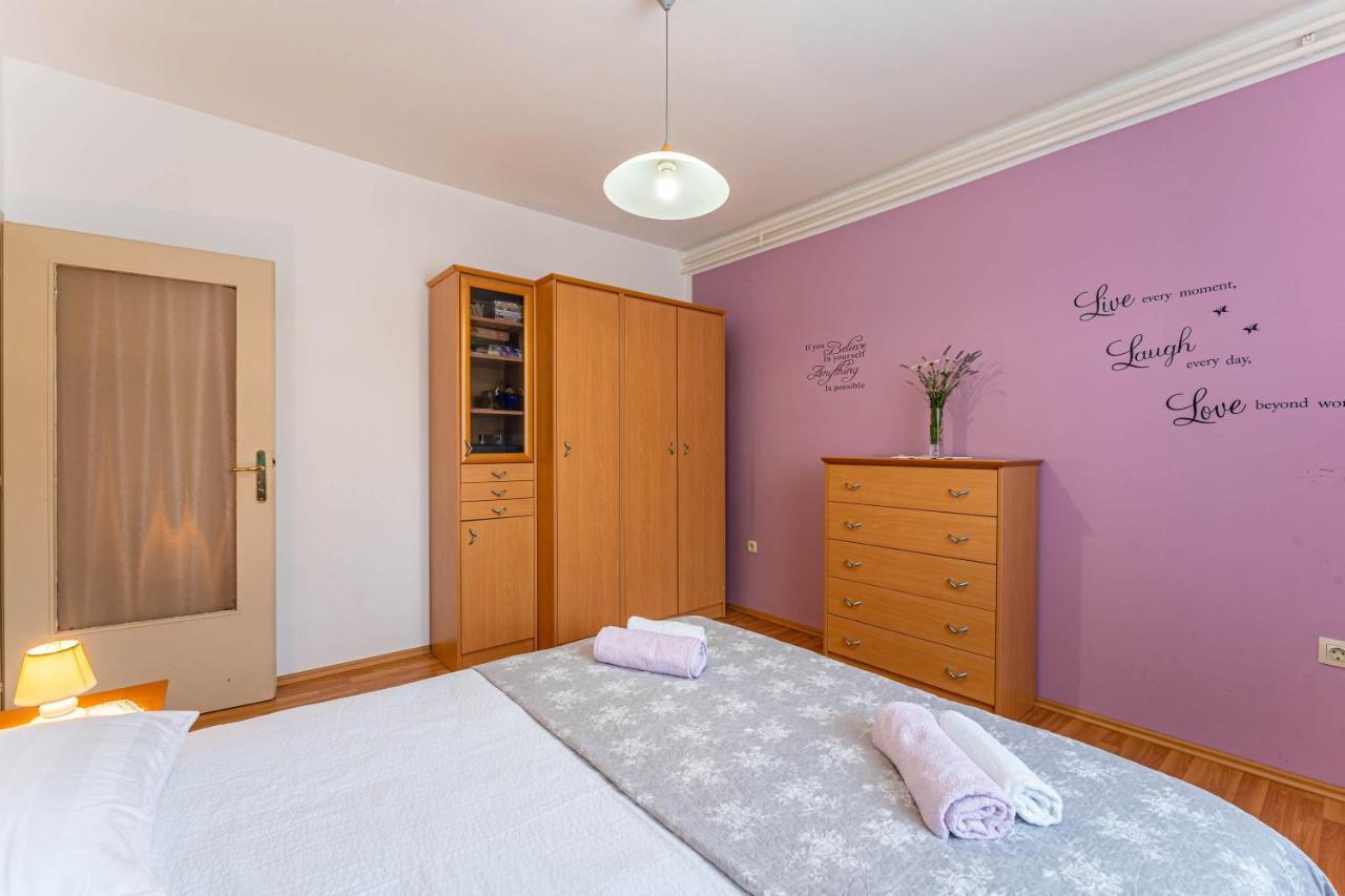 Appartamento Apartman Ana Pola Esterno foto